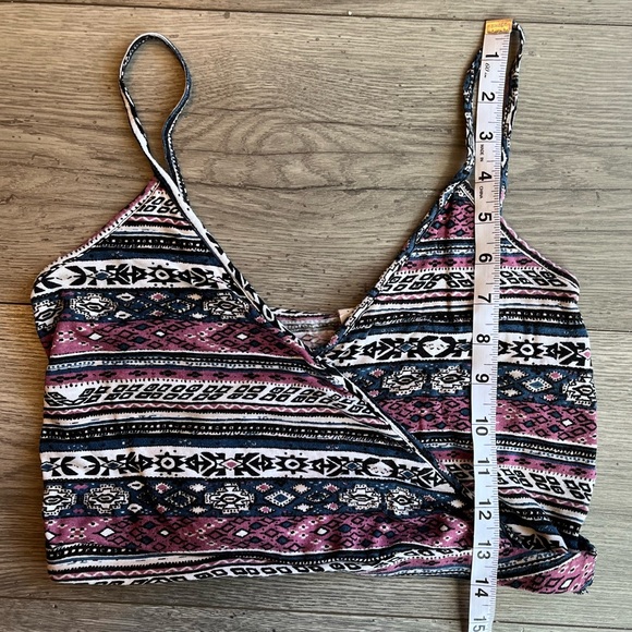 LA Hearts Women’s Geometric Abstract Print Spaghetti Strap Crop Top Size Small - Picture 8 of 9